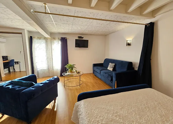 Le Manoir- Cluny